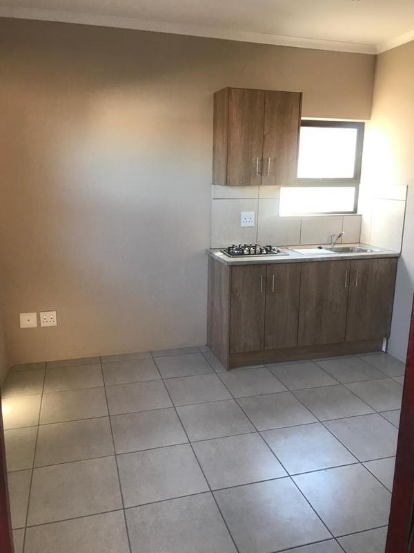 3 Bedroom Property for Sale in Zwelihle Western Cape